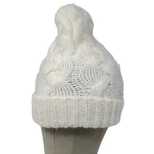 Old Navy Cable Knit Beanie Toboggan Hat Acrylic/Nylon Blend One Size Cream